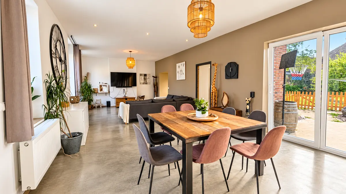 Maison 5 pièces 160 m² · à Camphin-en-Carembault · 160 m² · 325 000 €